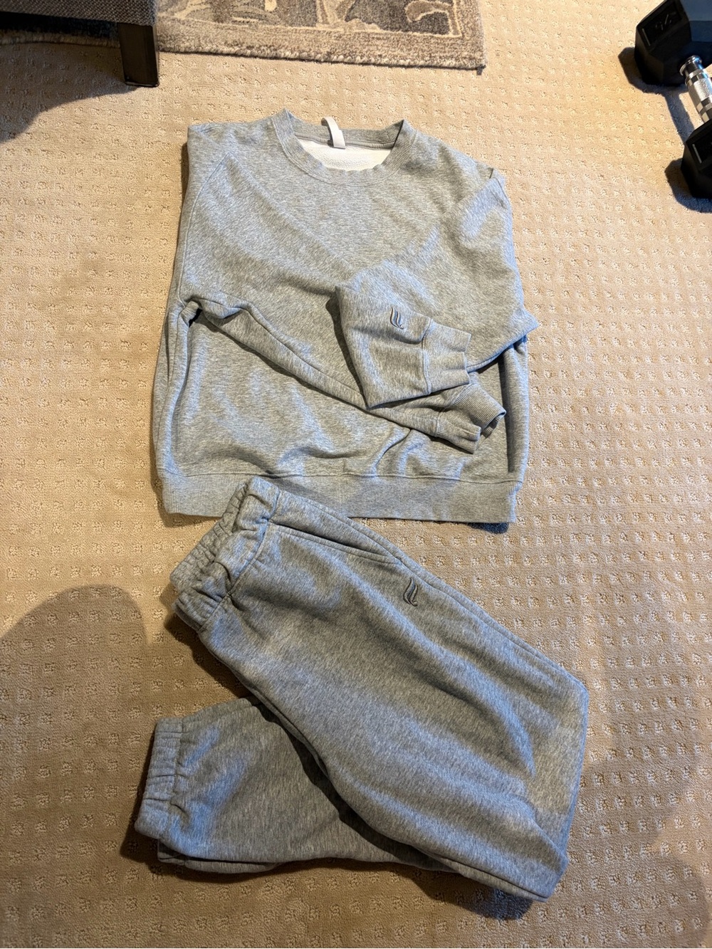 Fabletics Women's Light Gray Crewneck Sweatshirt
